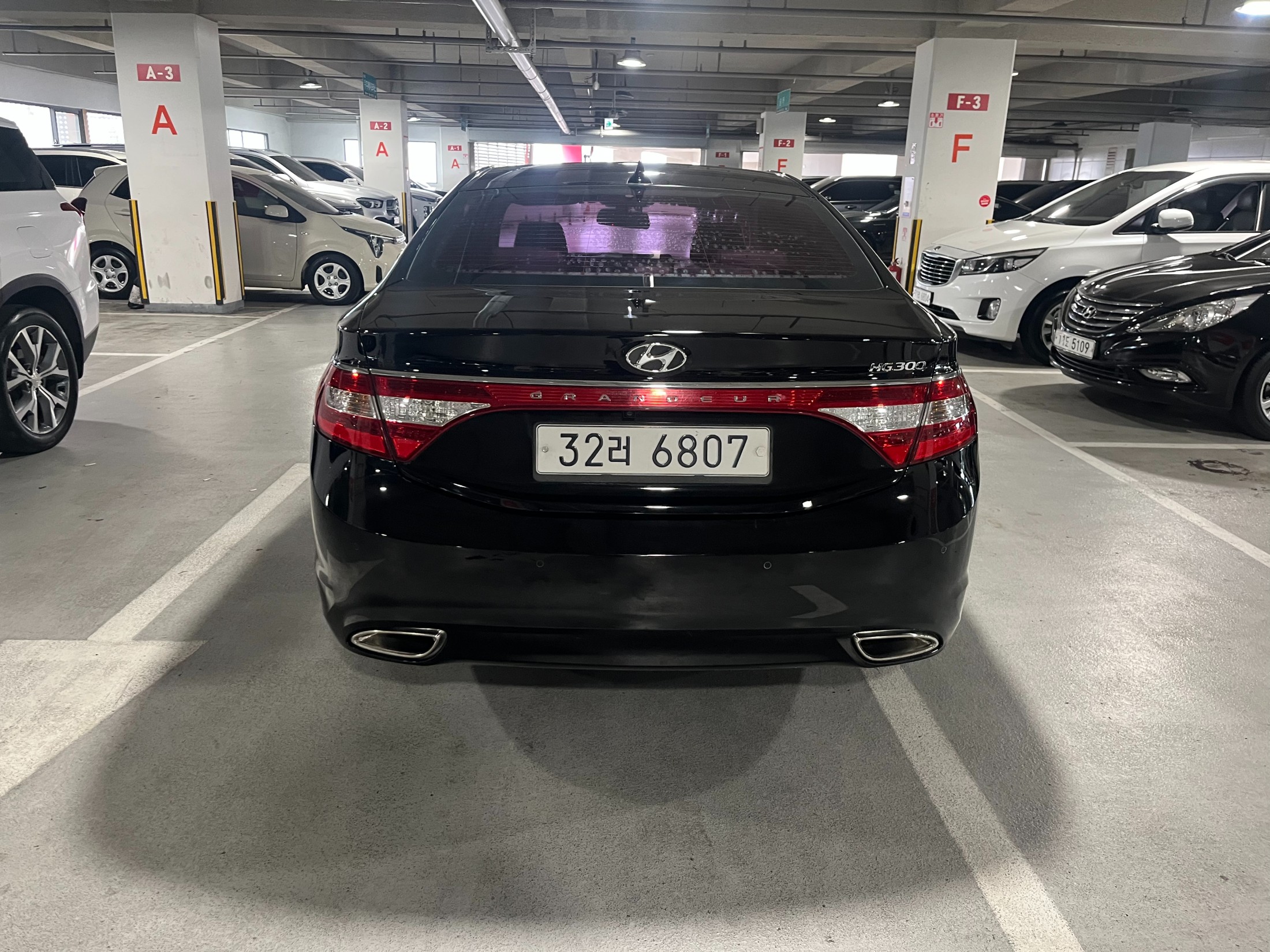 Used Korean vehicle on a dealer lot in South Korea