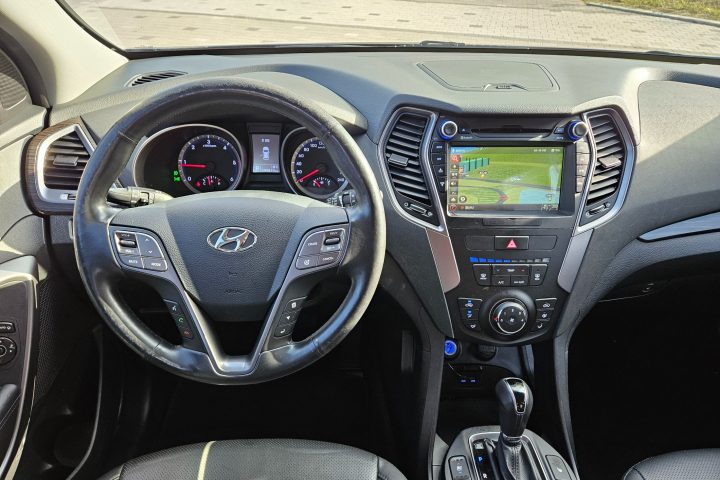 Hyundai Santa Fe vs Kia Sorento: Which Korean-Sourced SUV to Import to West Africa (2026 Buyer’s Guide)